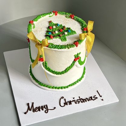 ‘christmas tree’ 4” celebration cake. - Image 2