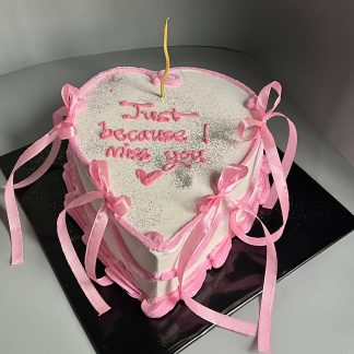 sparkly 8” heart shaped mini