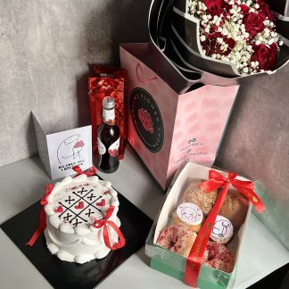lovegame valentine package (with flowers)